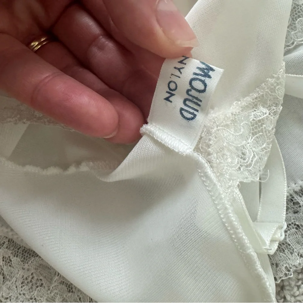 Vintage 70s Mojud White Lace Trim Nylon Slip Dress - Picture 12 of 13